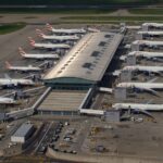 Alerte grève à l’aéroport d’Heathrow : 300 agents des frontières menacent de paralyser les opérations