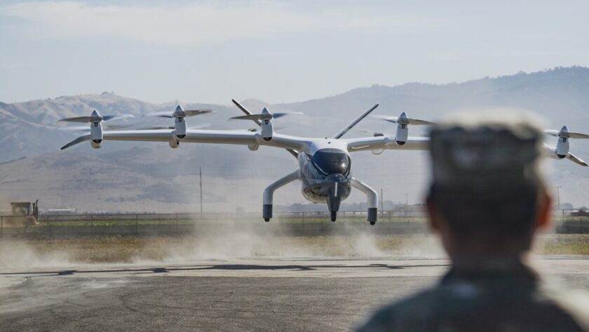 La Force aérienne américaine reçoit le premier exemplaire de l’aéronef eVTOL Midnight de Archer Aviation