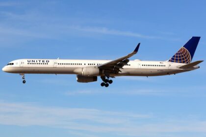 Un avion de la compagnie United Airlines contraint à atterrir d’urgence à Honolulu en raison d’une panne hydraulique en plein milieu du Pacifique.