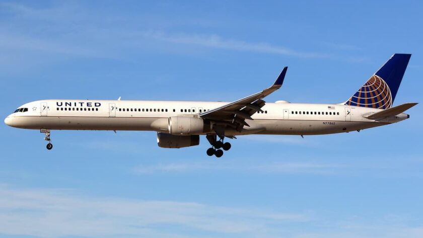 Un avion de la compagnie United Airlines contraint à atterrir d’urgence à Honolulu en raison d’une panne hydraulique en plein milieu du Pacifique.