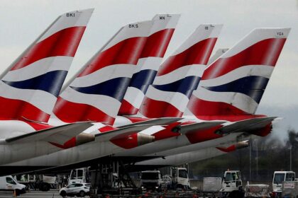 Les compagnies aériennes annulent les liaisons vers Israël en raison de l’escalade au Liban ; British Airways suspend les vols jusqu’à mercredi – Actualités d’Israël