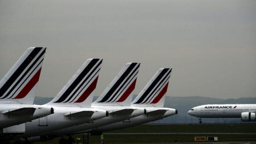 Certaines compagnies aériennes reprennent leurs vols à destination d’Israël après les annulations.