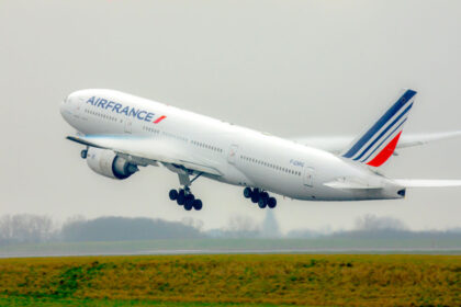 Air France va reprendre ses vols vers Israël

La compagnie aérienne Air France a annoncé qu’elle allait reprendre ses vols vers Israël après une interruption due à la pandémie de COVID-19.