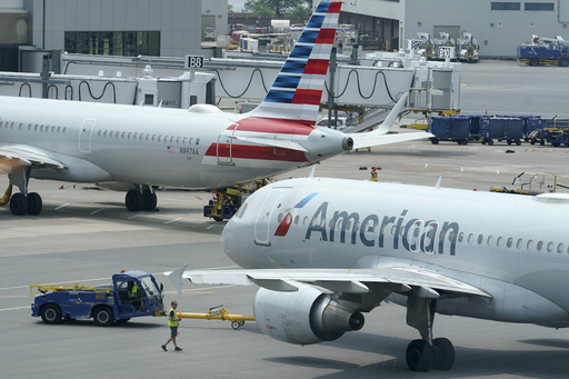 Delta et American Airlines prolongent la suspension des vols vers Israël pendant que la guerre dans la bande de Gaza se poursuit