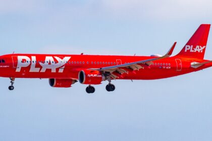 PLAY Airlines inaugure une nouvelle liaison vers Valence et élargit son réseau en Espagne