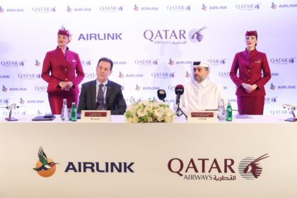 Qatar Airways acquiert une participation de 25% dans Airlink, renforçant sa présence sur le marché de l’aviation africaine.