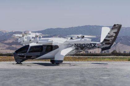 Archer Aviation livre le premier Midnight eVTOL à l’USAF – Archer Aviation a récemment livré son premier véhicule aérien à décollage et atterrissage verticaux électrique Midnight à l’United States Air Force.