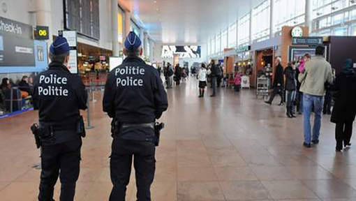 Renforcement de la présence policière à l’aéroport de Bruxelles après une alerte de sécurité jeudi soir.