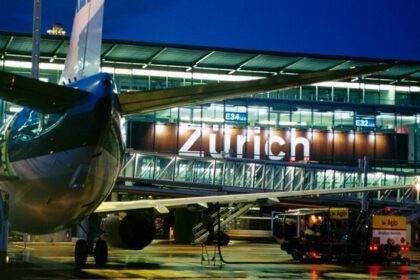 La fréquentation de l’aéroport de Zurich en hausse de 7 % en juillet 2024, retrouvant son niveau pré-pandémique