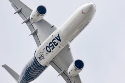 L’UE ordonne des inspections de l’Airbus A350 après l’incendie de moteur de Cathay Pacific