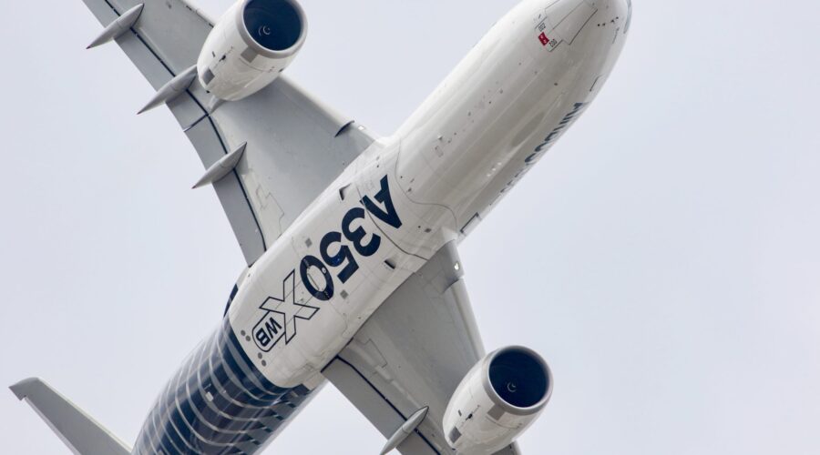 L’UE ordonne des inspections de l’Airbus A350 après l’incendie de moteur de Cathay Pacific