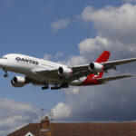 Qantas inaugure des vols historiques en Airbus A380 à destination de Johannesburg et renforce sa présence en Afrique grâce à un partenariat avec Airlink.