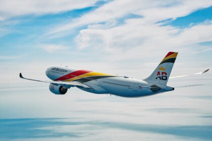 Le fondateur d’Air Belgium se retire, un processus juridique est en cours pour trouver un acheteur