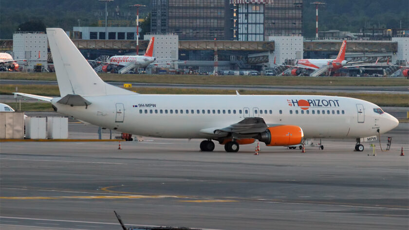 Atterrissage d’urgence à Athènes pour le vol HT6061 d’Air Horizont suite à une fissure dans le pare-brise