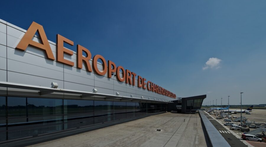 Annulation de tous les vols à l’aéroport de Charleroi suite au blocage du tarmac et de la piste par les syndicats