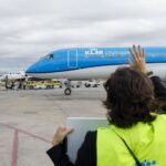 L’atterrissage à Valence du vol durable de KLM Cityhopper pour « Le Défi de l’Aviation »