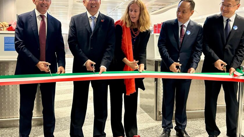 Le premier vol direct de China Eastern vers Xi’an inauguré à l’aéroport de Milan Malpensa, renforçant les relations entre l’Italie et la Chine