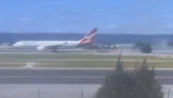 Un avion de Qantas endommage la piste de l’aéroport de Perth, entraînant des restrictions sur les bagages pour les vols internationaux