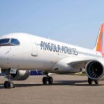 TAAG Angola Airlines reçoit son premier Airbus A220, marquant une expansion de sa flotte et un nouvel habillage.