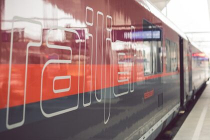 Le service AIRail d’ÖBB et d’Austrian Airlines s’étend à Innsbruck, renforçant ainsi la connexion avec la plateforme de correspondance de Vienne.