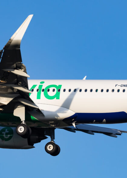 Transavia lance 8 nouvelles liaisons estivales depuis Paris Orly et les aéroports régionaux pour l’année 2025.