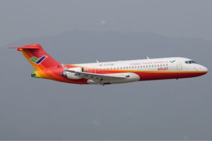 Le jet régional ARJ21 de COMAC rebaptisé C909 en prévision d’un grand salon aéronautique