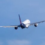 Brussels Airlines enregistre un bénéfice record de 78 millions d’euros pour l’été, boosté par son expansion long-courrier et sa ponctualité améliorée.