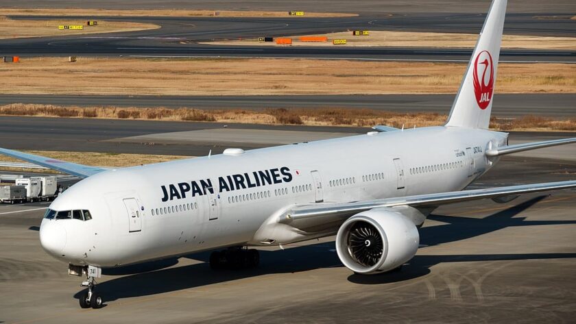 Japan Airlines et Garuda Indonesia forment une coentreprise pour étendre leur présence sur le marché asiatique.