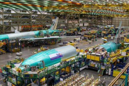 Progrès dans les négociations de grève chez Boeing alors que l’impact sur la chaîne d’approvisionnement s’intensifie