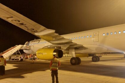 Un avion de Vueling à destination de Tenerife dérouté vers Gran Canaria en raison d’une urgence médicale – Les pilotes expriment leur frustration