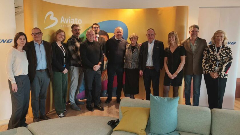 La Newton Room de l’aéroport de Bruxelles inspire 175 étudiants belges pour les carrières de l’aviation et des STEM