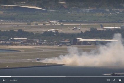 Un Boeing 737-800 de Qantas contraint de revenir à Sydney en raison d’une panne moteur.