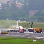 Un Boeing 737-400F de Total Linhas Aereas en proie aux flammes atterrit en urgence à l’aéroport de Sao Paulo, Brésil